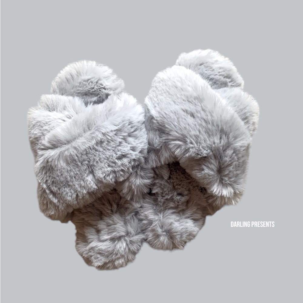 FamiPort Cross Band Fuzzy Slippers Women Color Gray Size S